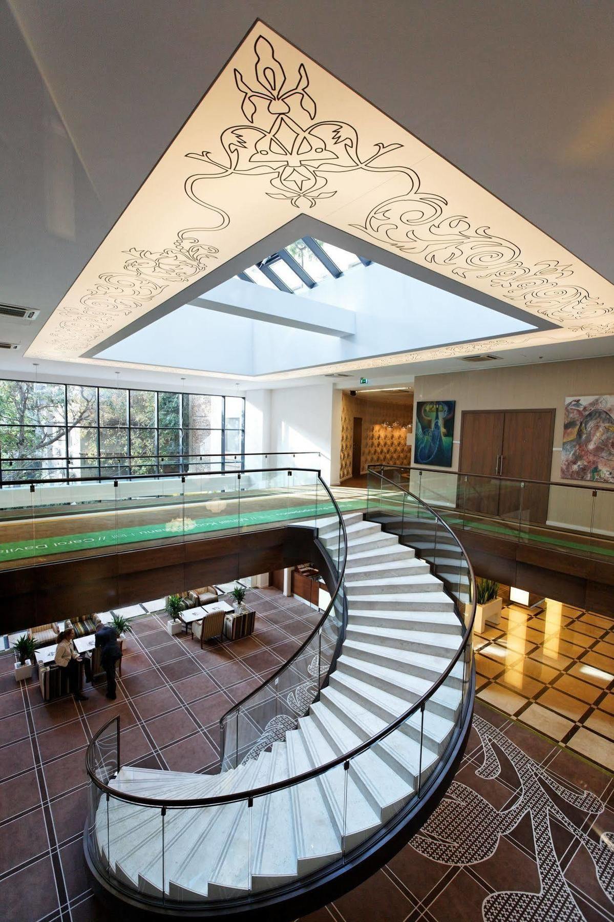 Capital Plaza Hotel Bucarest Esterno foto